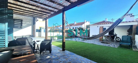Moradia T3 para Venda em Canaviais