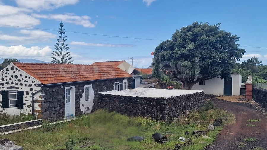 Moradia T2 para Venda em Bandeiras