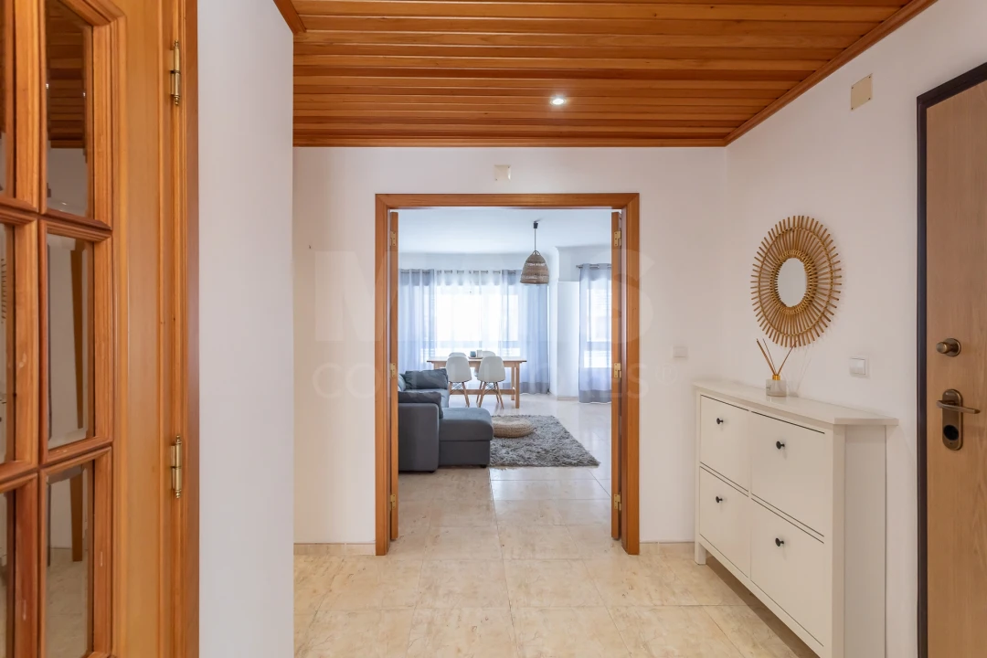 Apartamento T2 para Venda em Agualva e Mira-Sintra Foto 8