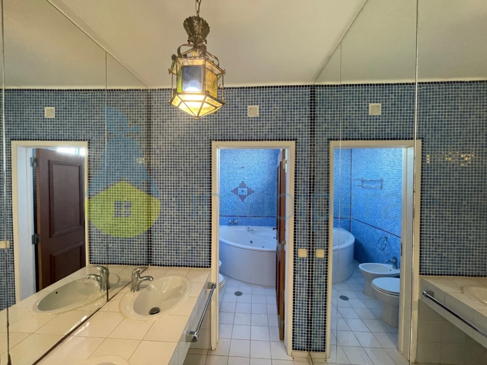 Moradia T6 para Venda em Albufeira e Olhos de Água Foto 25