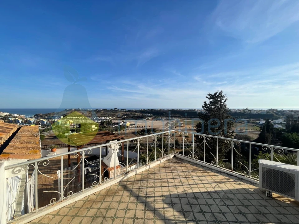 Moradia T6 para Venda em Albufeira e Olhos de Água Foto 26