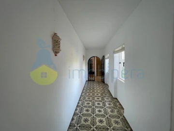 Moradia T6 para Venda em Albufeira e Olhos de Água