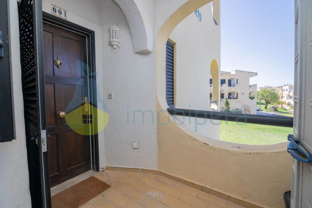 Apartamento T1 para Venda em Alvor Foto 8