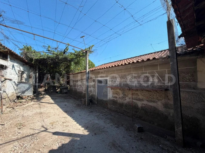 Moradia T3 para Venda em Sobradelo da Goma Foto 12