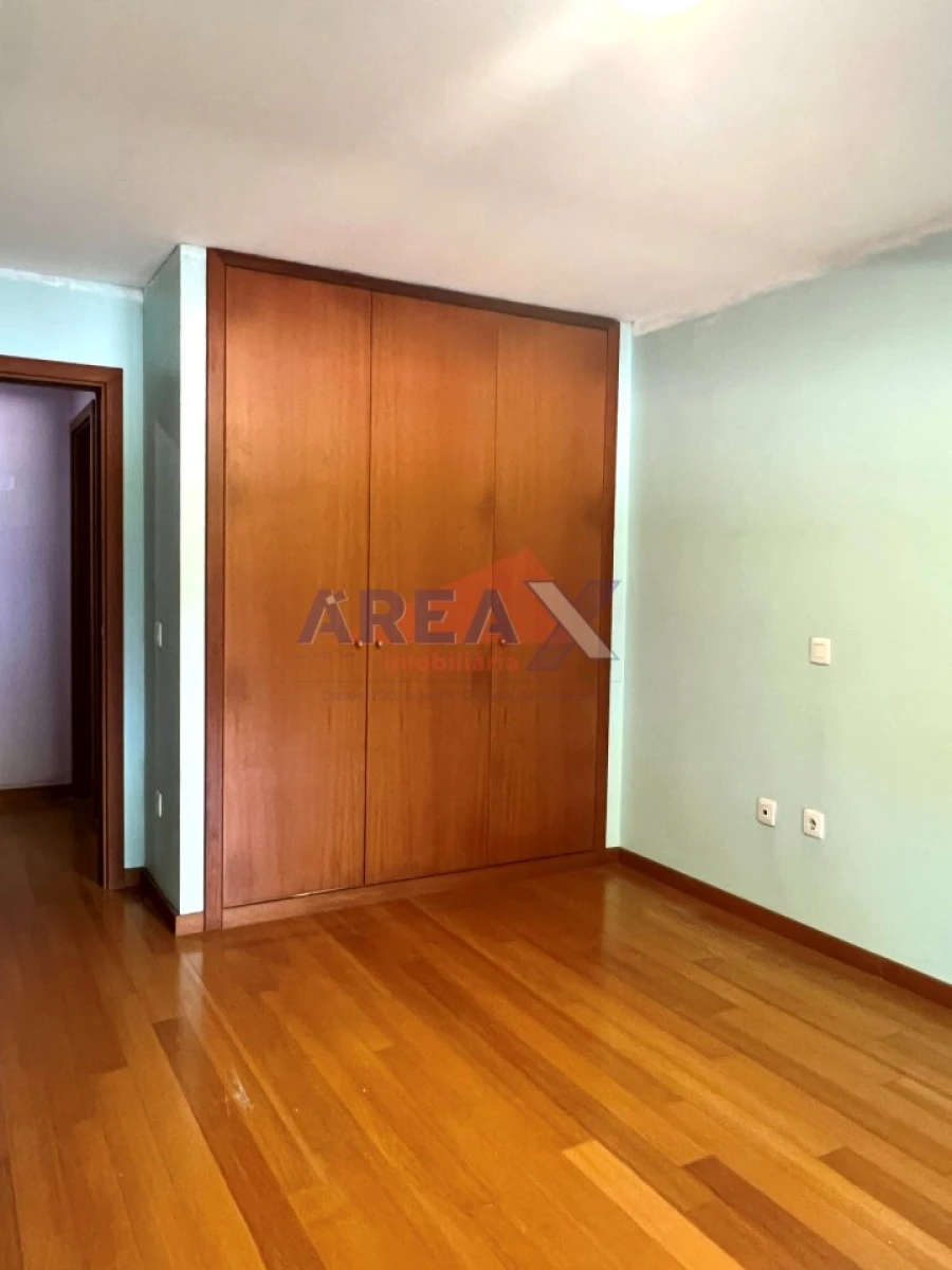 Apartamento T3 para Venda em O. Azeméis, Riba-Ul, Ul, Macinhata Seixa, Madail Foto 14