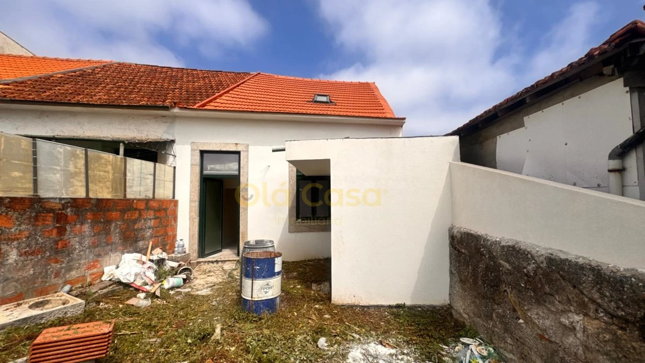 Moradia T2 para Venda em Vilar de Andorinho Foto 12