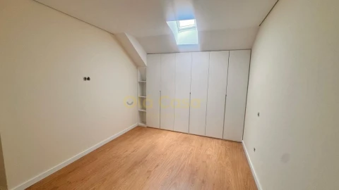 Moradia T2 para Venda em Vilar de Andorinho
