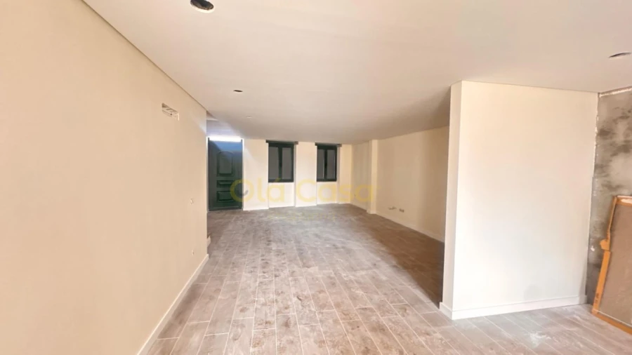 Moradia T2 para Venda em Vilar de Andorinho Foto 10