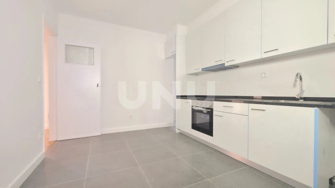 Apartamento T3 para Venda em Ovar, São João, Arada e São Vicente de Pereira Jusã Foto 1