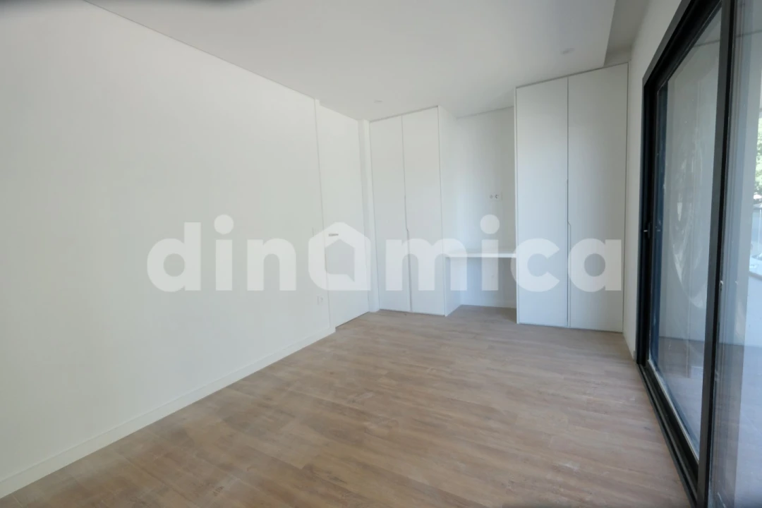 Apartamento T2 para Venda em Vila Nova de Famalicão e Calendário Foto 4