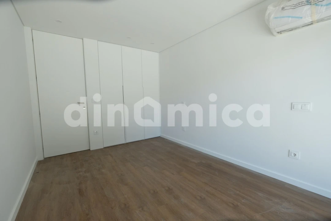 Apartamento T2 para Venda em Vila Nova de Famalicão e Calendário Foto 7