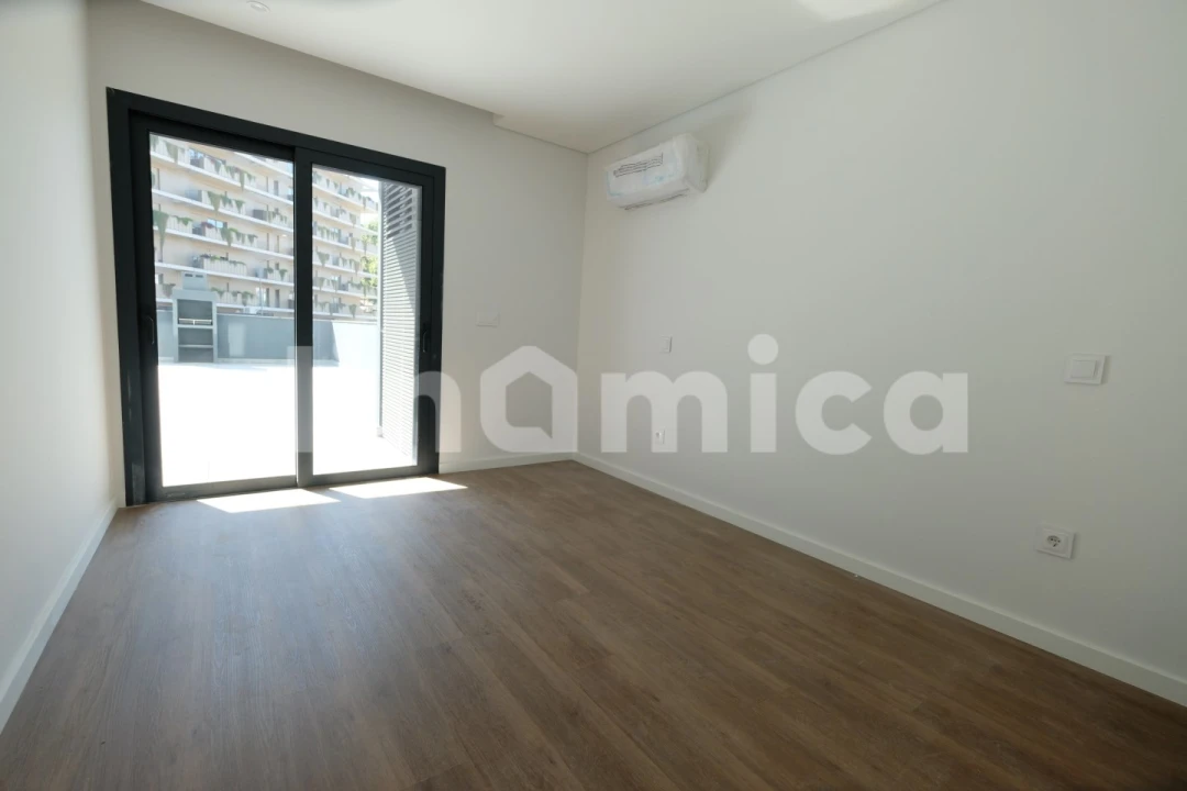 Apartamento T2 para Venda em Vila Nova de Famalicão e Calendário Foto 9