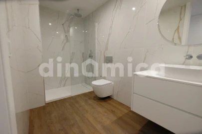 Apartamento T2 para Venda em Vila Nova de Famalicão e Calendário