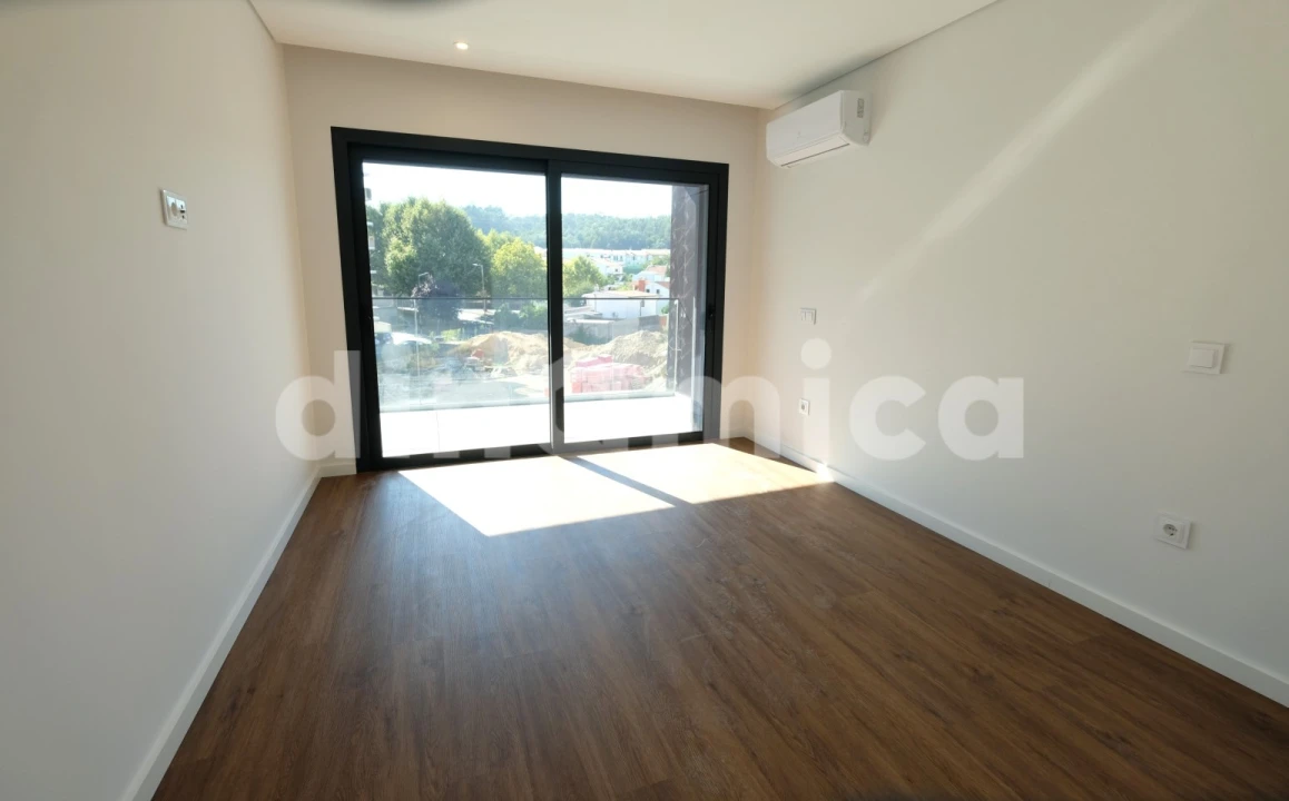 Apartamento T3 para Venda em Vila Nova de Famalicão e Calendário Foto 5