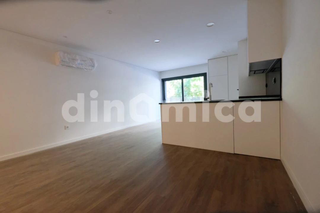 Apartamento T2 para Venda em Vila Nova de Famalicão e Calendário Foto 3