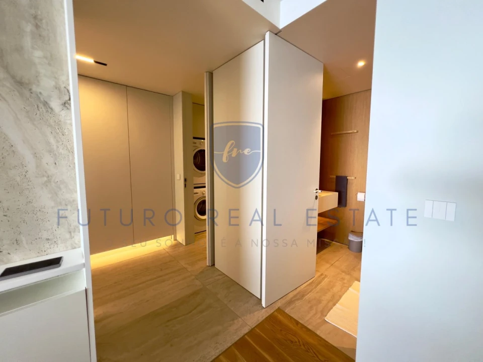 Apartamento T1 para Venda em São Martinho Foto 25