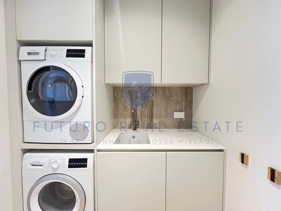 Apartamento T1 para Venda em São Martinho Foto 29