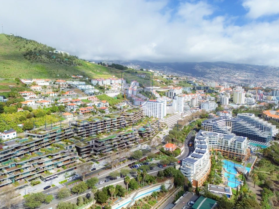 Apartamento T1 para Venda em São Martinho Foto 65