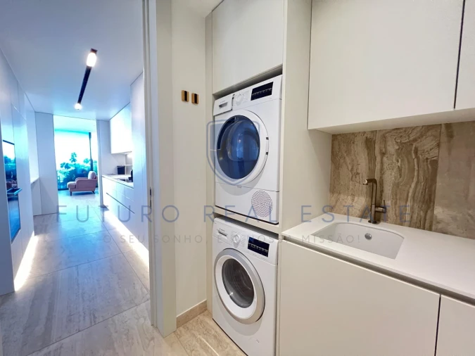 Apartamento T1 para Venda em São Martinho Foto 31
