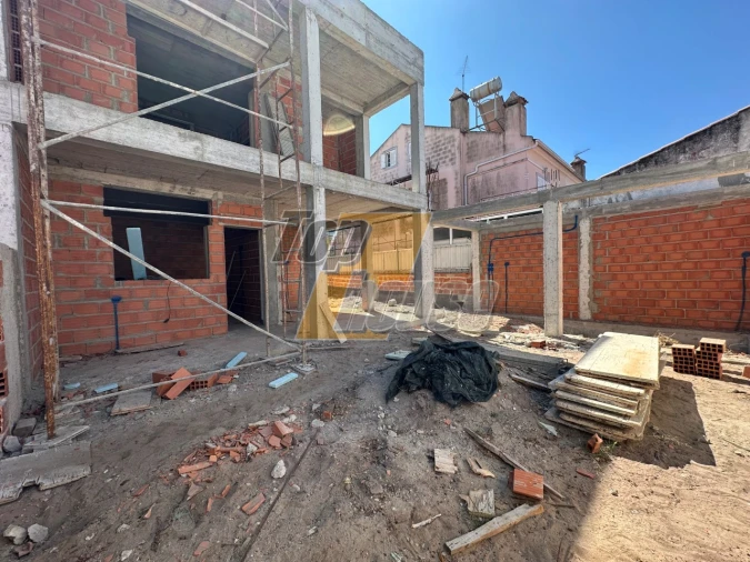 Moradia T3 para Venda em Fernao Ferro Foto 32