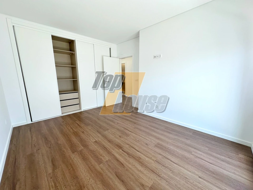 Moradia T3 para Venda em Fernao Ferro Foto 12