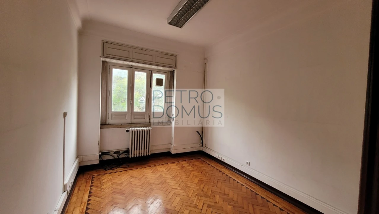 Apartamento T4 para Venda em Estrela Foto 4