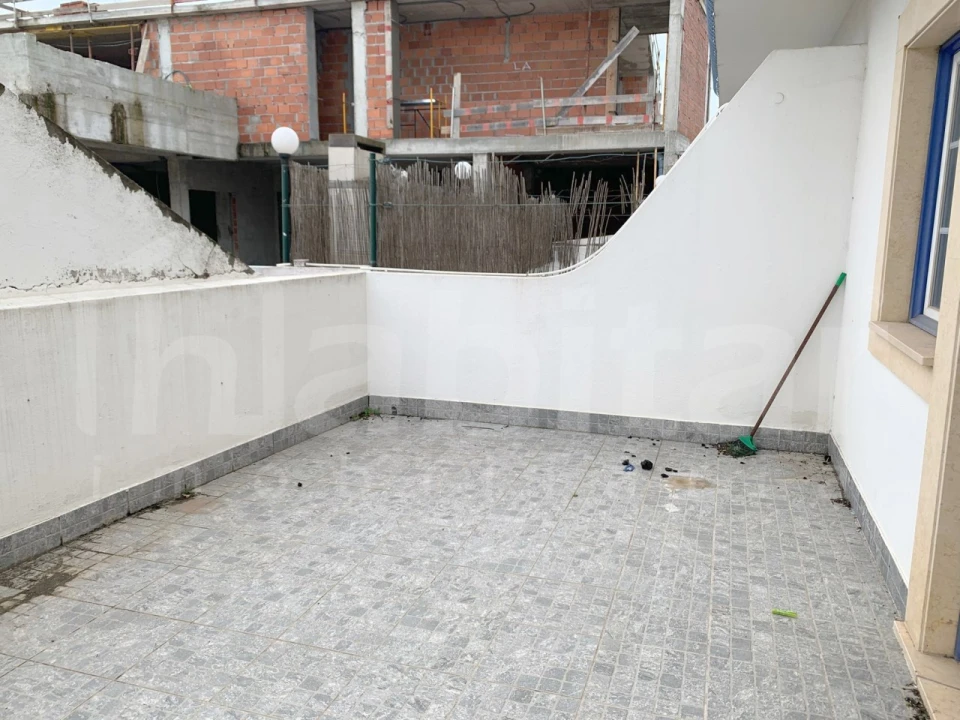 Loja para Arrendamento em Benavente Foto 5
