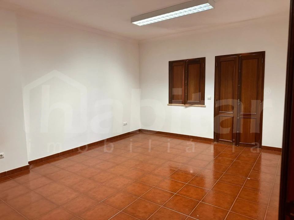 Loja para Arrendamento em Benavente Foto 6