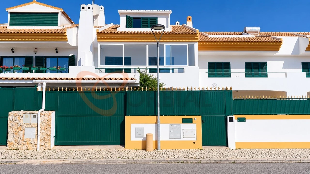 Moradia T3 para Venda em Albufeira e Olhos de Água Foto 1