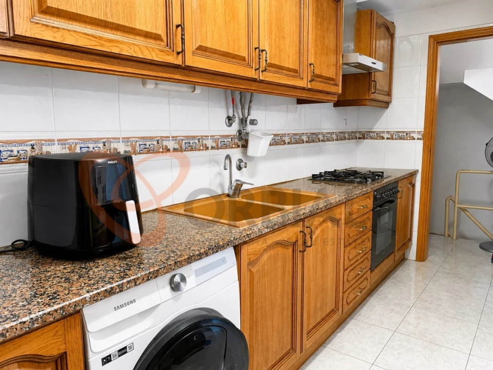 Moradia T3 para Venda em Albufeira e Olhos de Água Foto 3