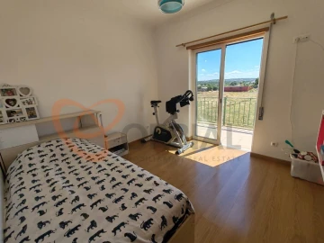 Apartamento T4 para Venda em Algoz e Tunes
