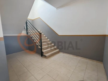 Apartamento T4 para Venda em Algoz e Tunes
