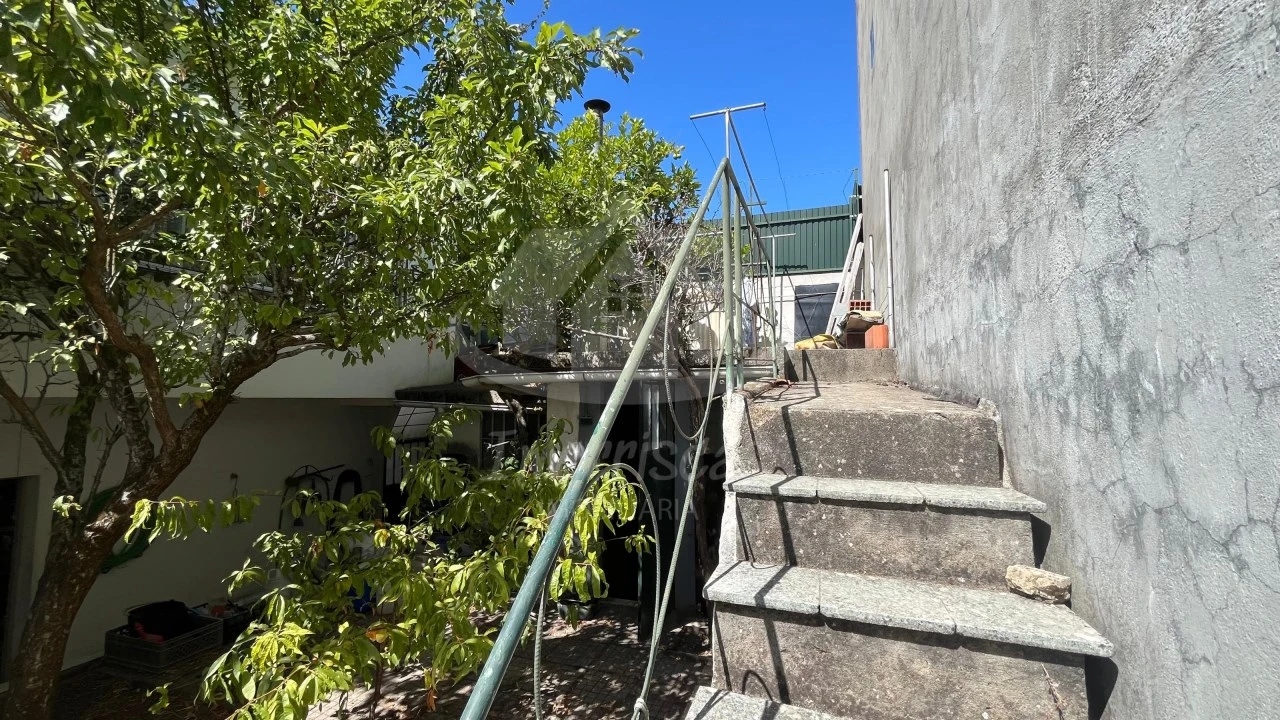Moradia T3 para Venda em Santa Iria de Azoia, São João da Talha e Bobadela Foto 36