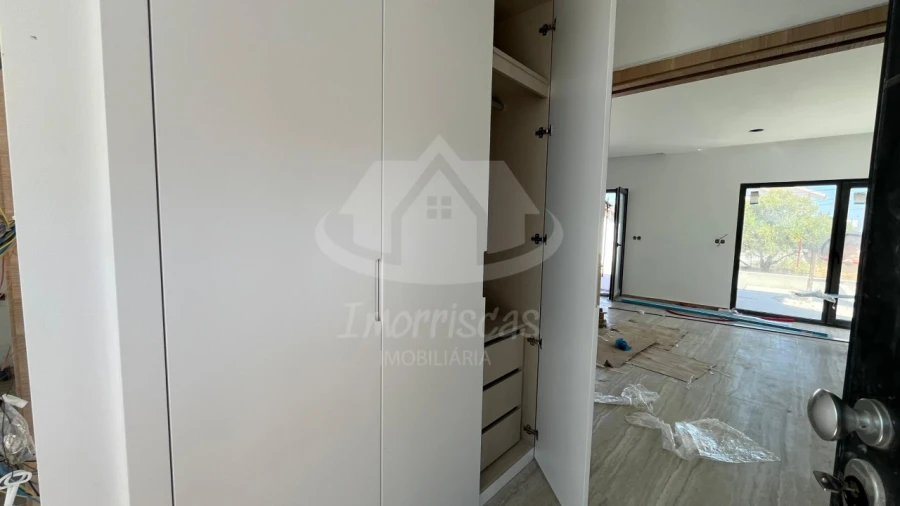 Moradia T3 para Venda em Santa Iria de Azoia, São João da Talha e Bobadela Foto 11