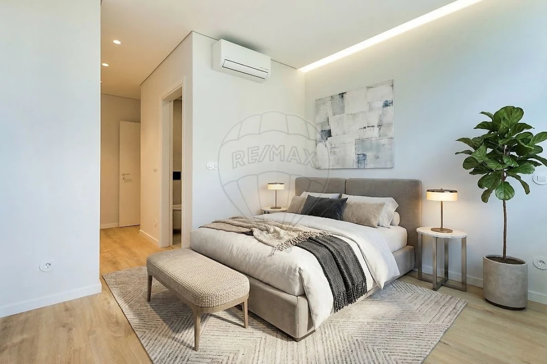 Apartamento T3 para Venda em Alvalade Foto 12