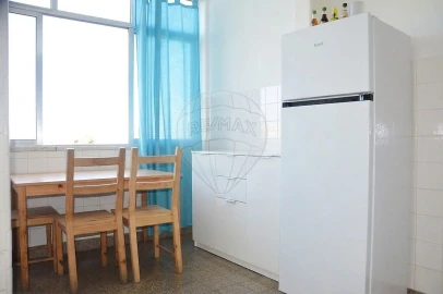 Apartamento T2 para Venda em Marvila, Ribeira Santarém, São Salvador, São Nicolau