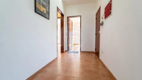 Apartamento T2 para Venda em Marvila, Ribeira Santarém, São Salvador, São Nicolau