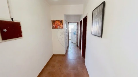 Apartamento T2 para Venda em Marvila, Ribeira Santarém, São Salvador, São Nicolau