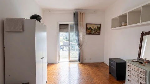 Apartamento T2 para Venda em Marvila, Ribeira Santarém, São Salvador, São Nicolau