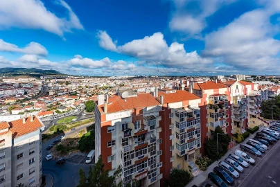 Apartamento T4 para Venda em Algueirão-Mem Martins