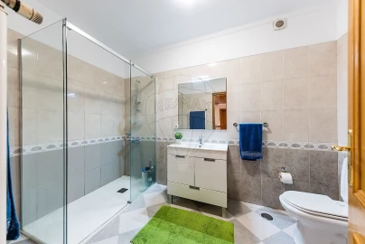 Apartamento T4 para Venda em Algueirão-Mem Martins
