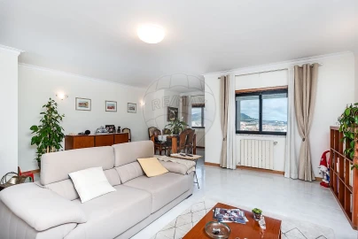 Apartamento T4 para Venda em Algueirão-Mem Martins