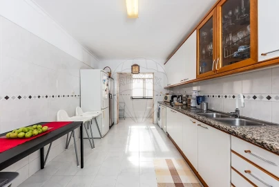 Apartamento T4 para Venda em Algueirão-Mem Martins