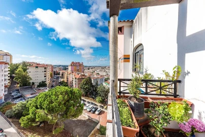 Apartamento T4 para Venda em Algueirão-Mem Martins