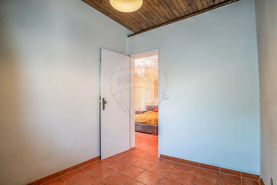 Moradia T2 para Venda em São João da Ribeira e Ribeira de São João Foto 6