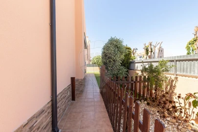 Moradia T4 para Venda em Silveira