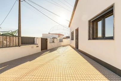 Moradia T2 para Venda em Silveira