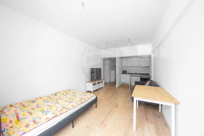 Apartamento para Venda em Massamá e Monte Abraão