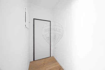 Apartamento para Venda em Massamá e Monte Abraão