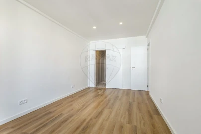 Apartamento T3 para Venda em Odivelas